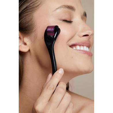 Rodillo Microexfoliante Facial 1 U