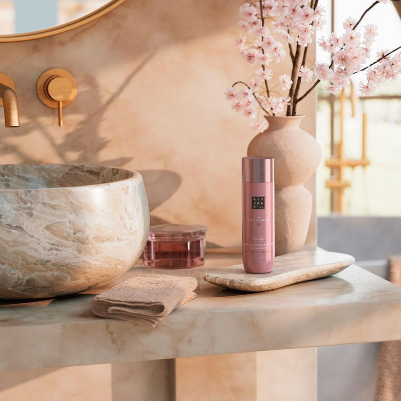 The Ritual Of Sakura Shower Oil 200 Ml