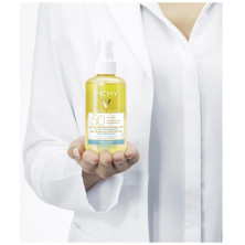 Vichy Capital Soleil Eau De Protection Solaire Hydratante Spf50