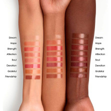 Dewy Lip Gloss Balm Bálsamo De Labios Friendship​ 2,3 Gr